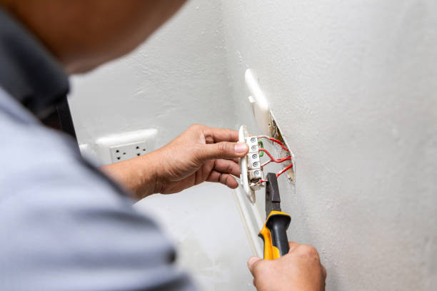 Best Circuit Breaker Repair  in Teays Valley, WV